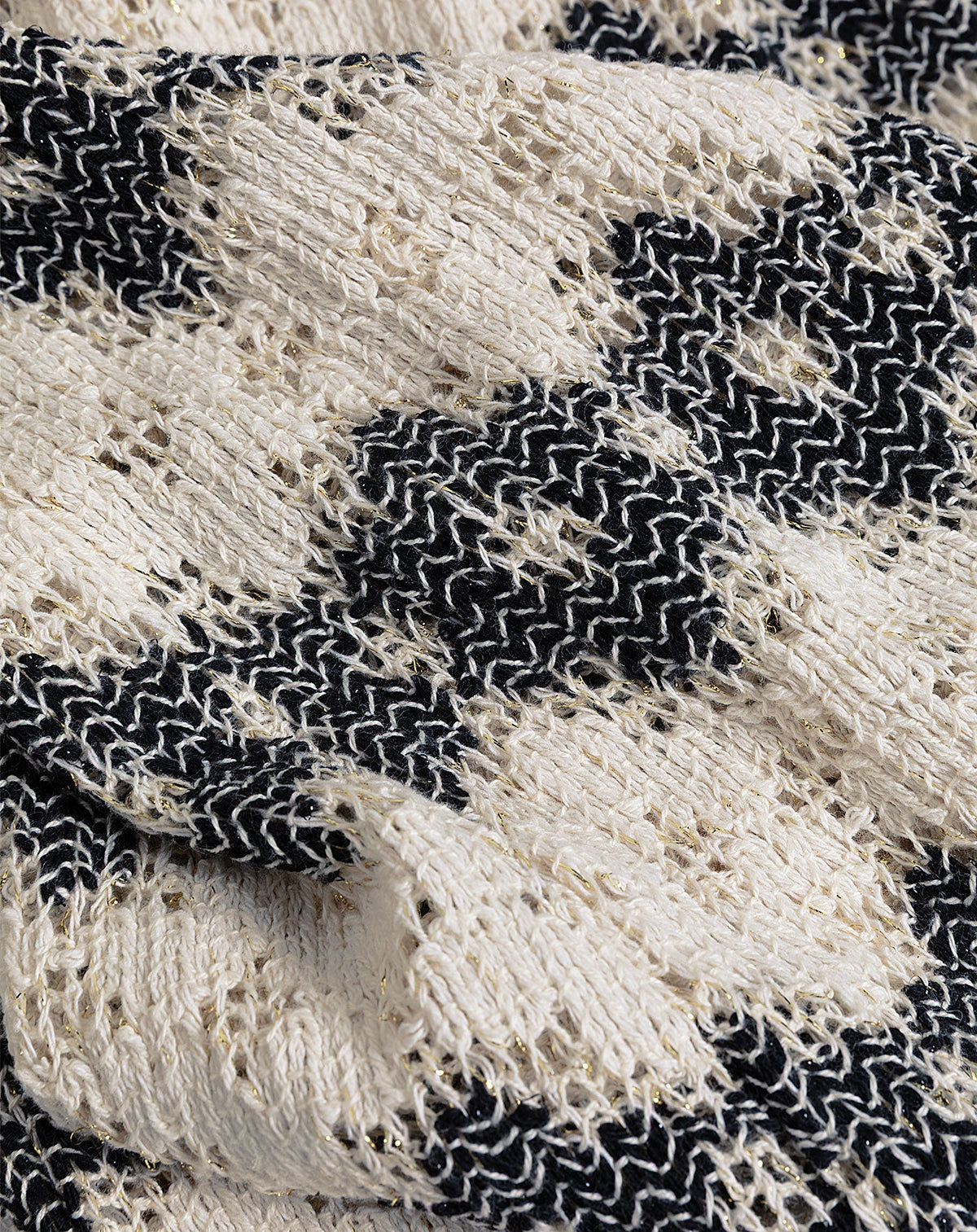 EMBER FLOWER CROCHET SHORTS BLACK